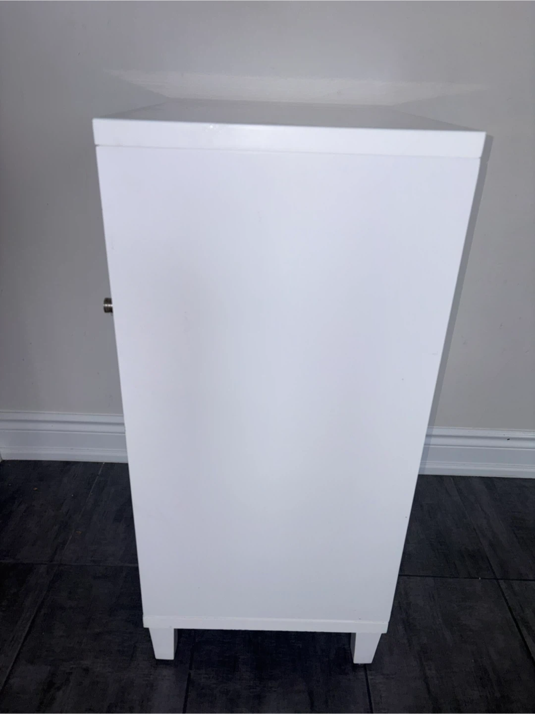 Heavy & solid White mirrored cabinet  (Not cheap quality) - photo 4