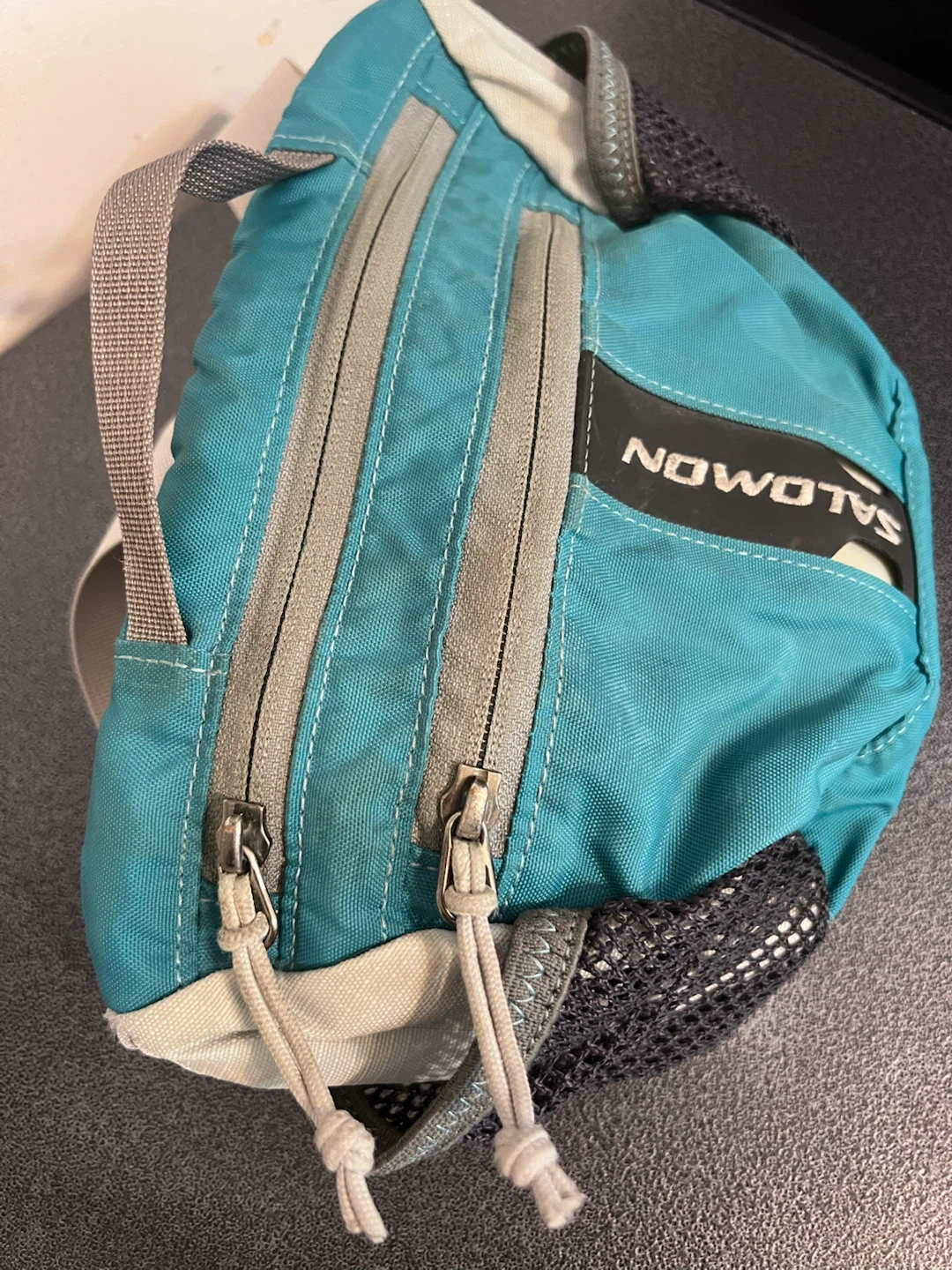 Salomon Discontinued Running/Hiking Waist Pack – Rare - photo 5