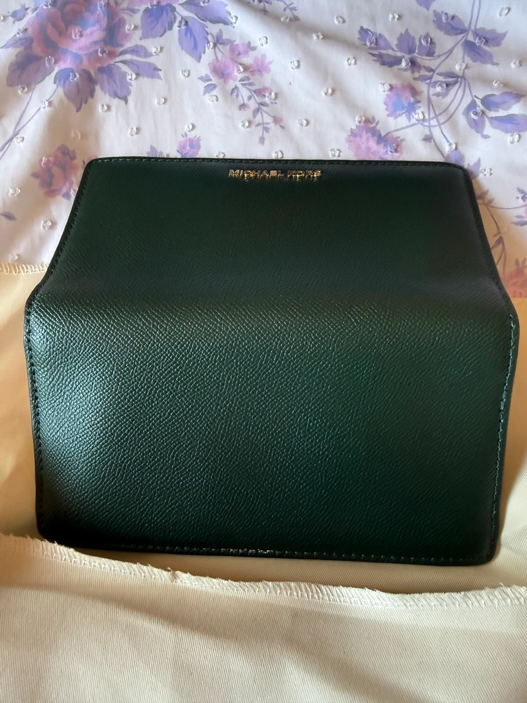 Michael Kors Green Leather Wallet - photo 2