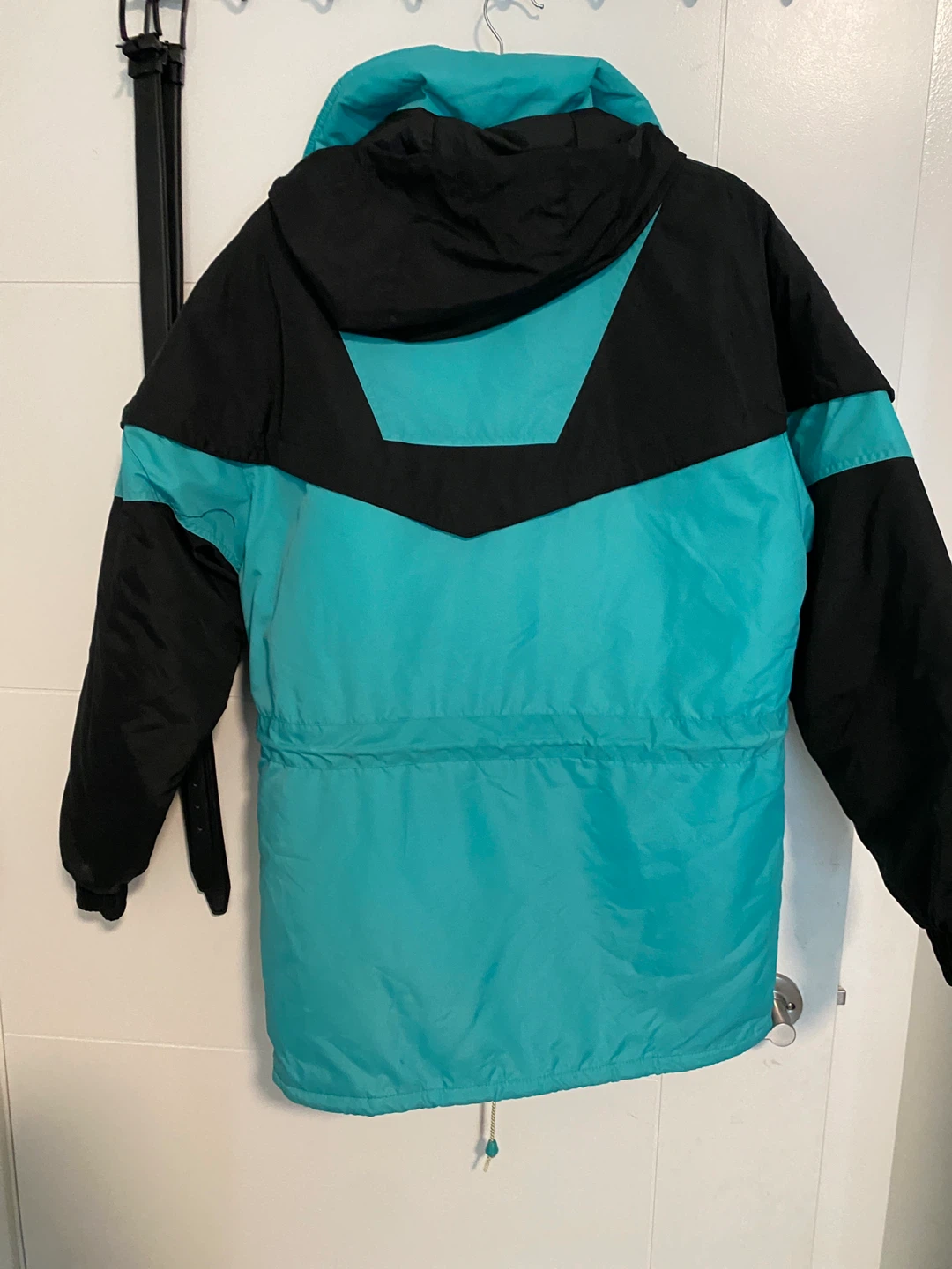 Mario Delfino Teal and Black Winter Jacket - photo 2