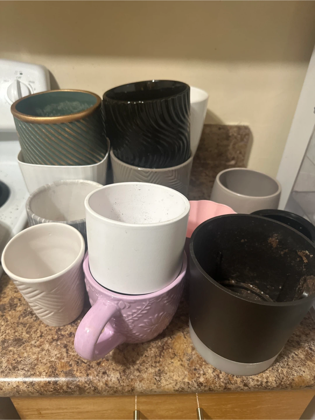 Lot of Assorted plant pots