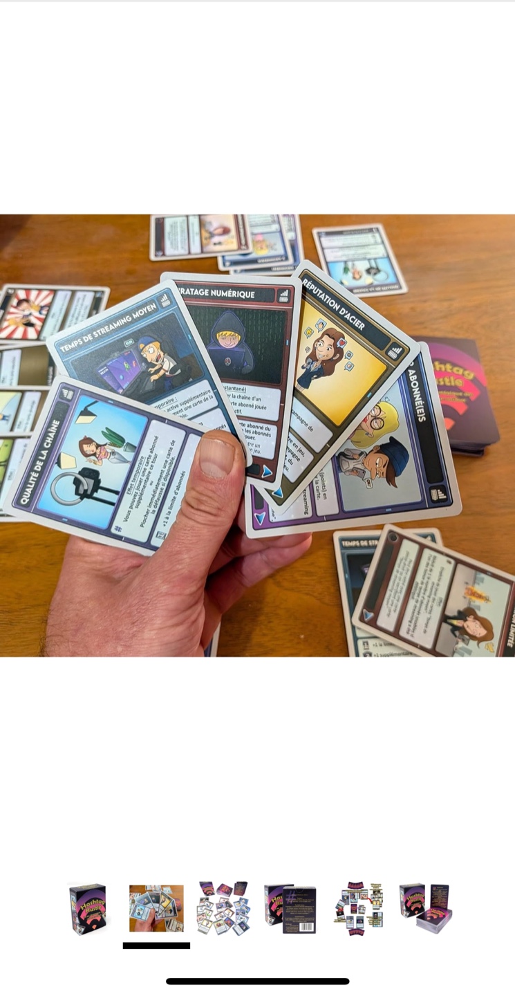 Hashtag Hustle French Social Media Strategy Card Game - photo 2