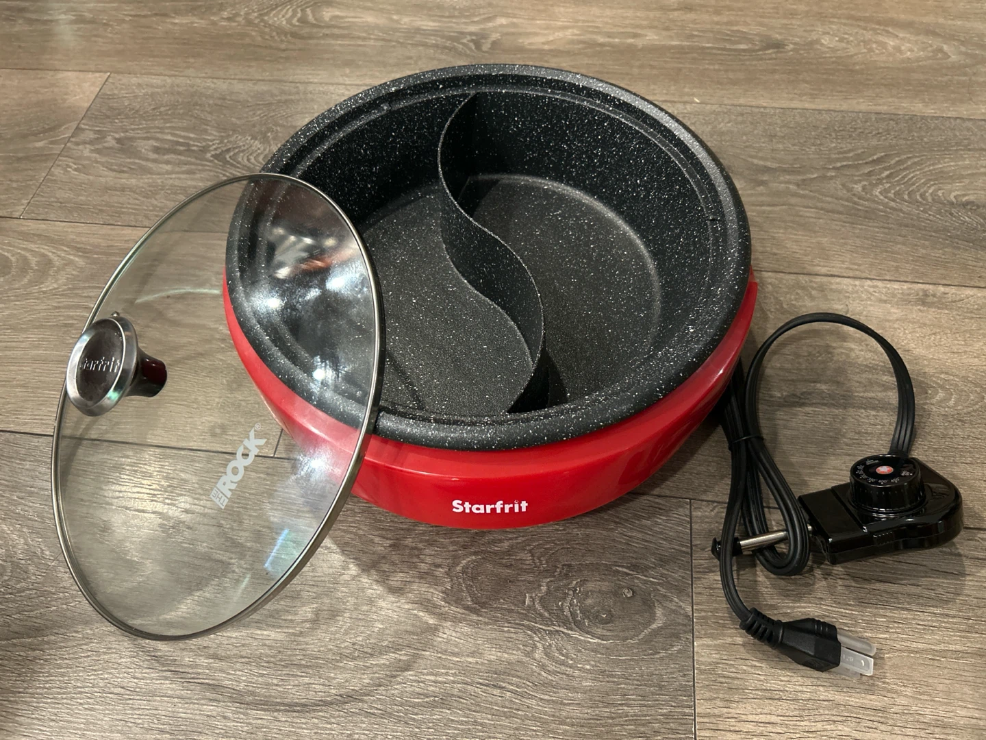 Brand New! Never used! Starfrit The Rock Electric Hot Pot
