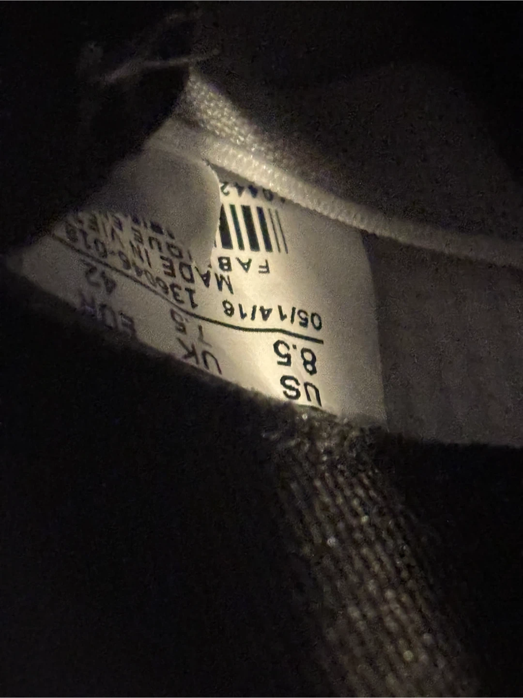 Nike Air Jordan 11 Retro Sneakers White and Black - photo 4