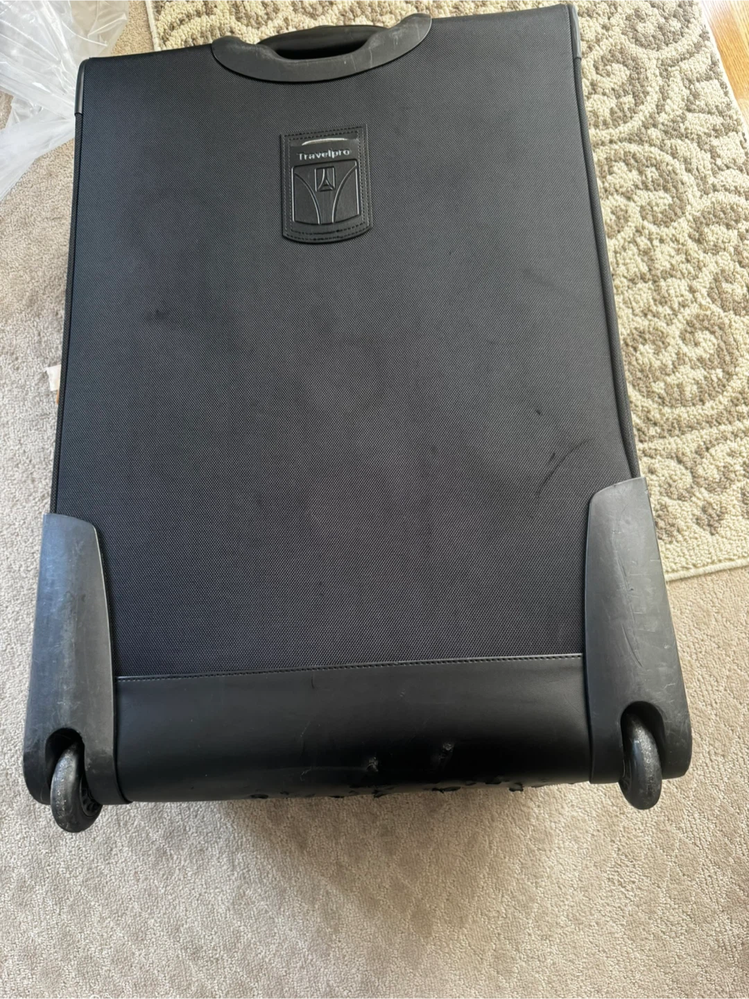Travelpro Black Rolling Luggage - photo 2