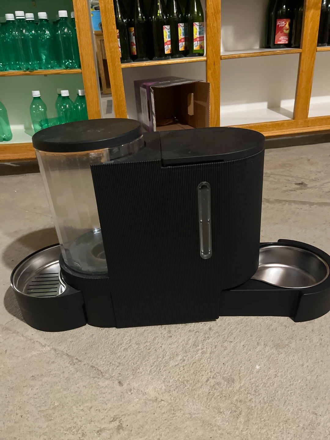 Automatic Pet Feeder and Water Station