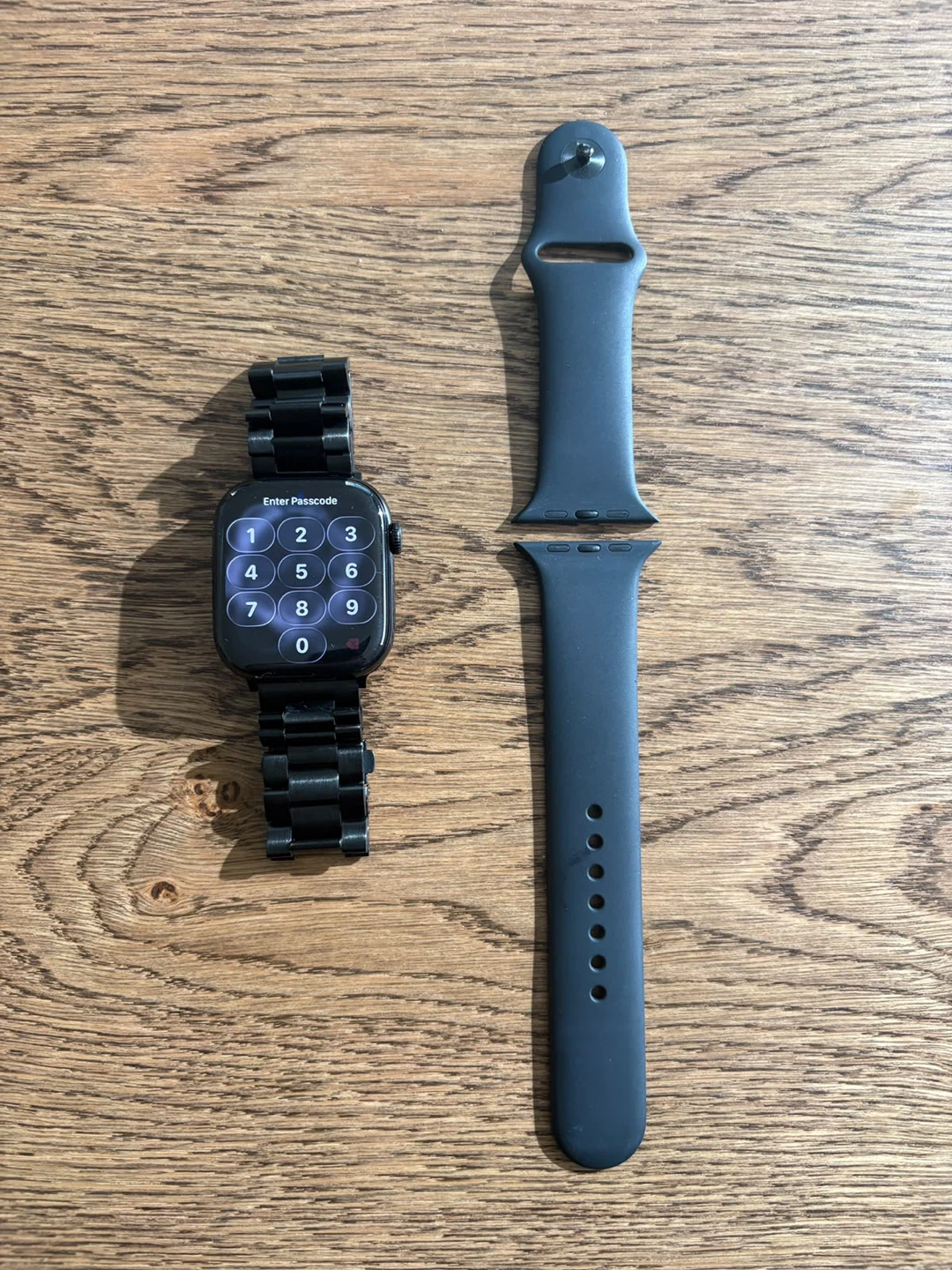 Apple Watch series 11 46mm with Metal Link,silicon bracelet - photo 2
