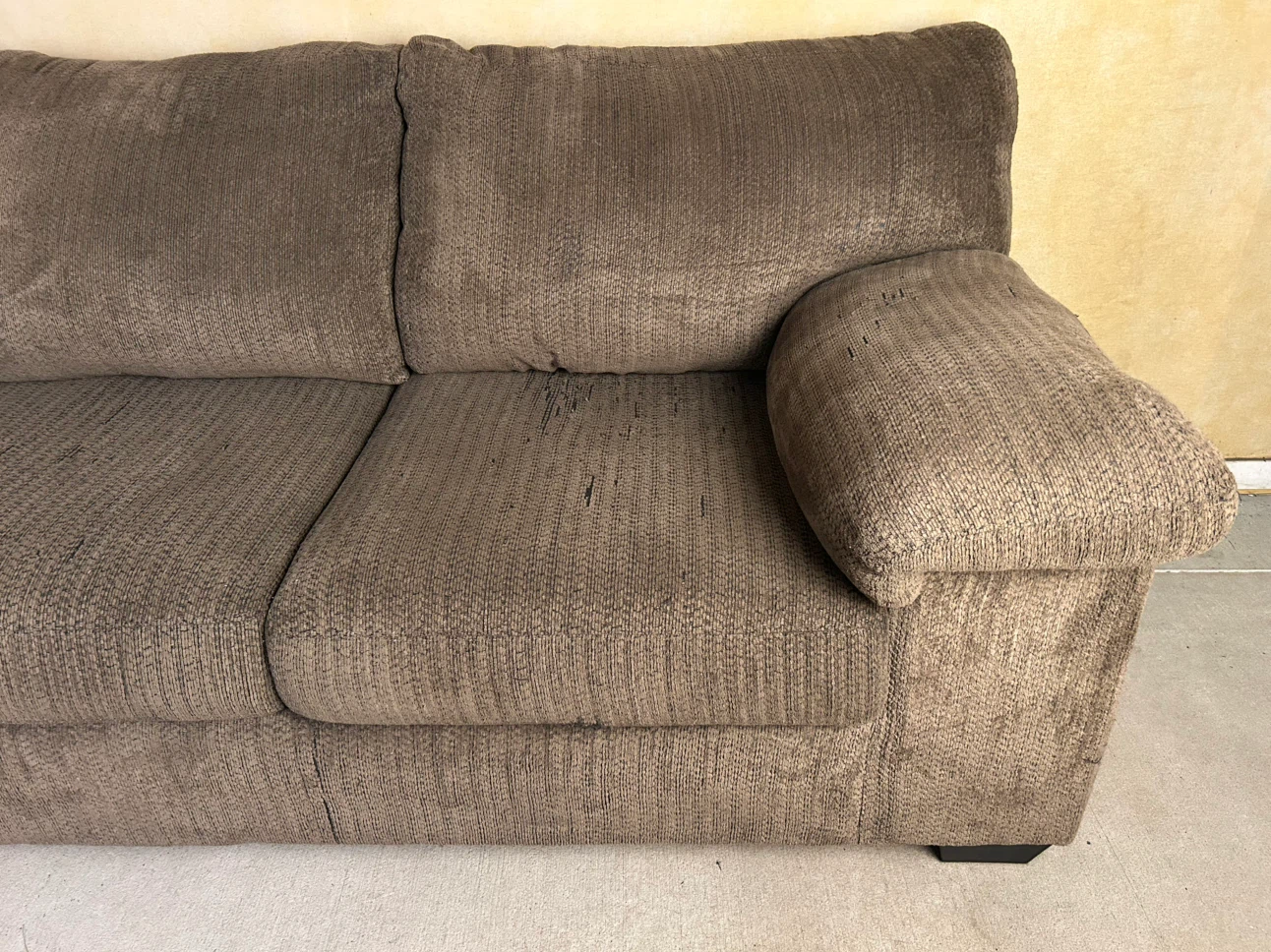 DELIVERY AVAILABLE! BROWN FABRIC SECTIONAL SOFA FOR $500! - photo 3