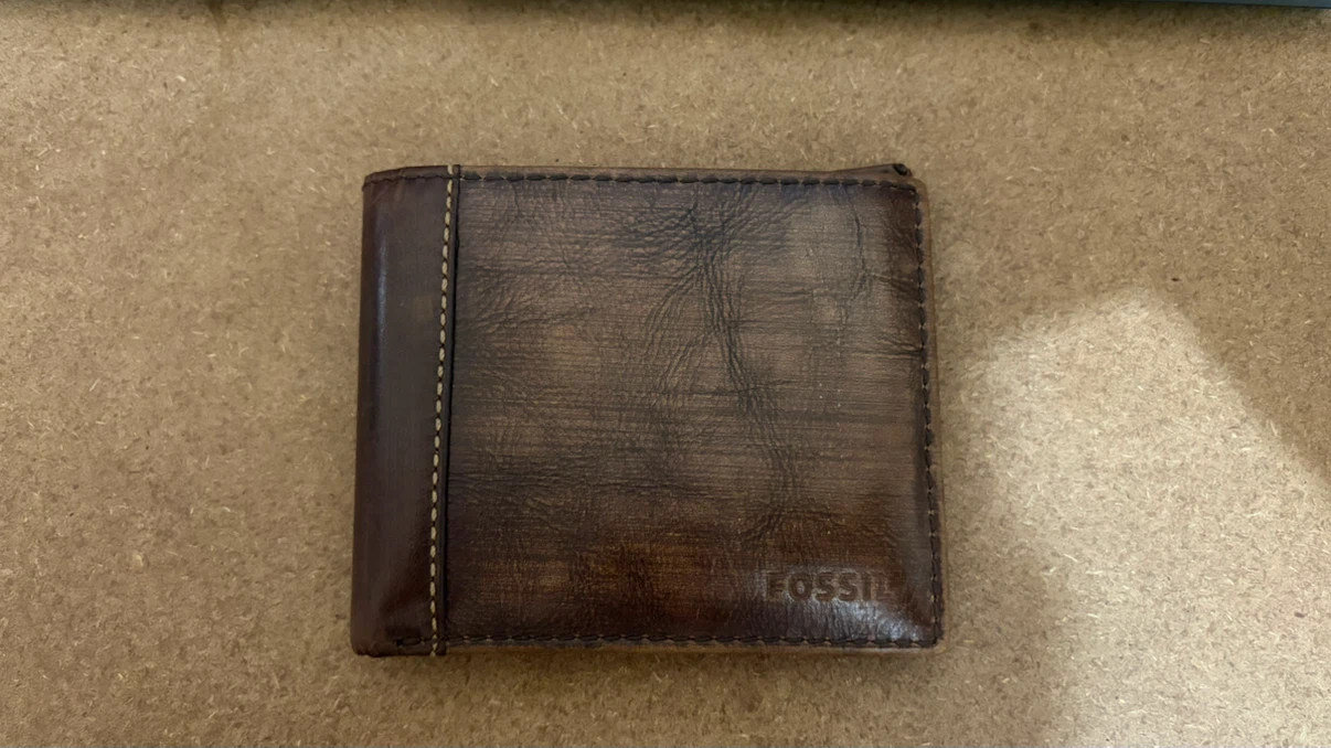 variety of wallets - photo 3
