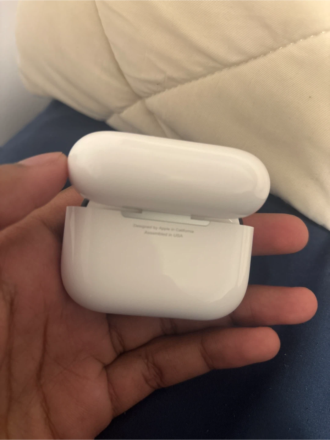 Apple AirPods Pro 3rd gen - photo 2