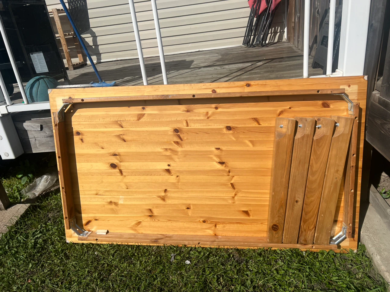6’ X 4’ ft wooden table
