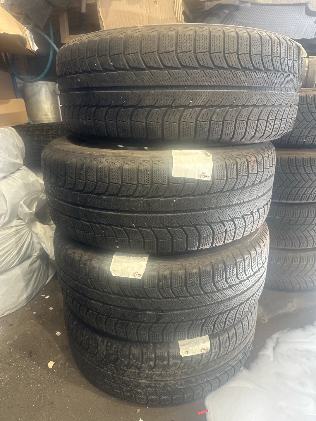 2024 Lincoln Navigator Winter Tires with RIMS - photo 2