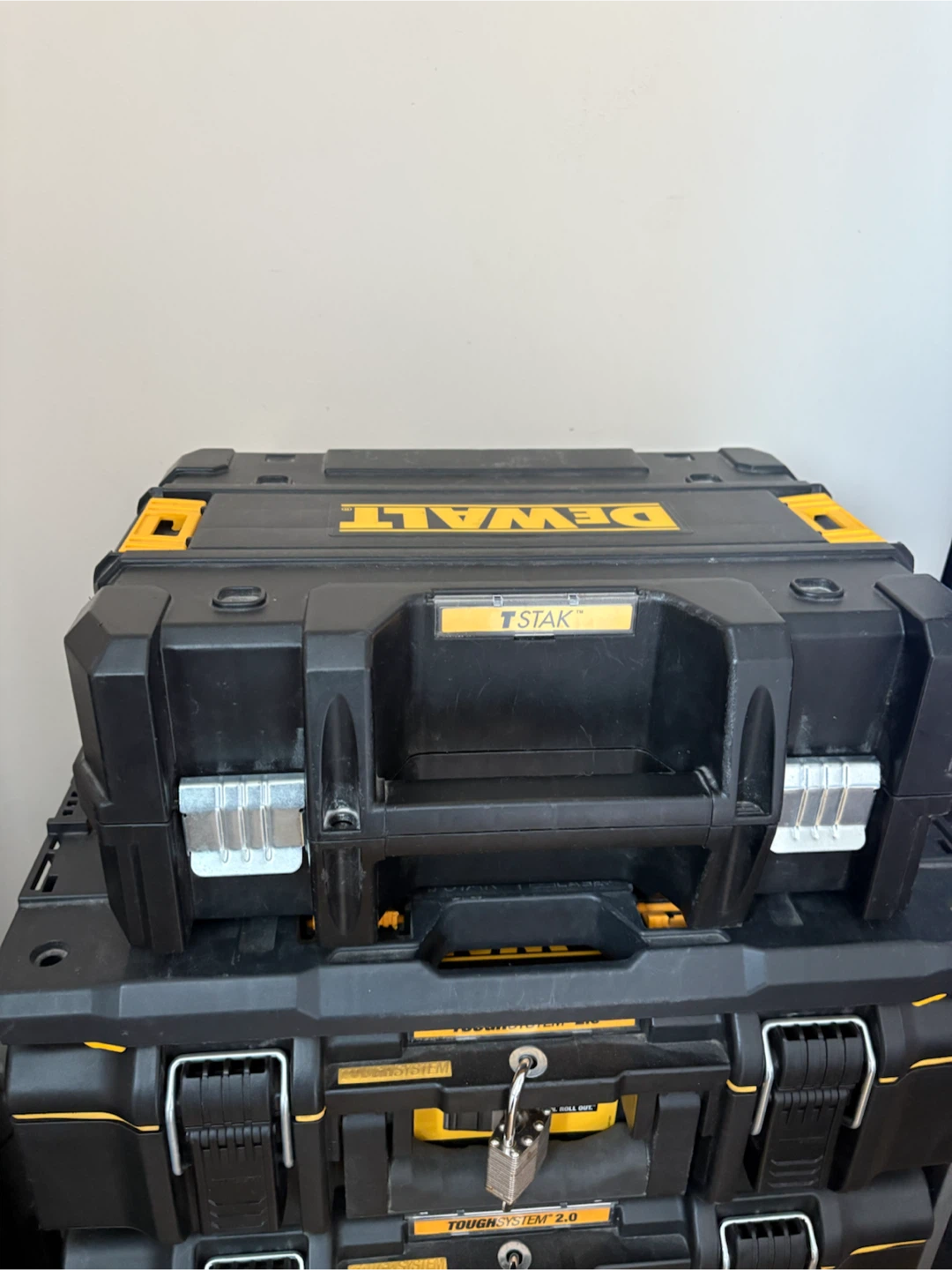 DEWALT 20V MAX Laser Level (DCLE34520GB) with TSTAK Case - photo 3