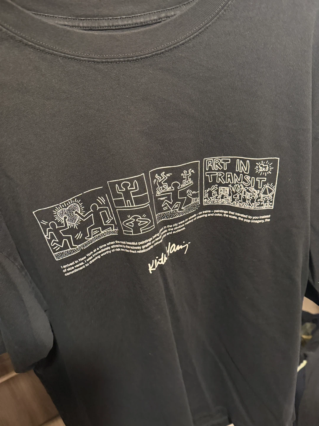 XL Uniqlo UT Graphic T-Shirt Collection - photo 5
