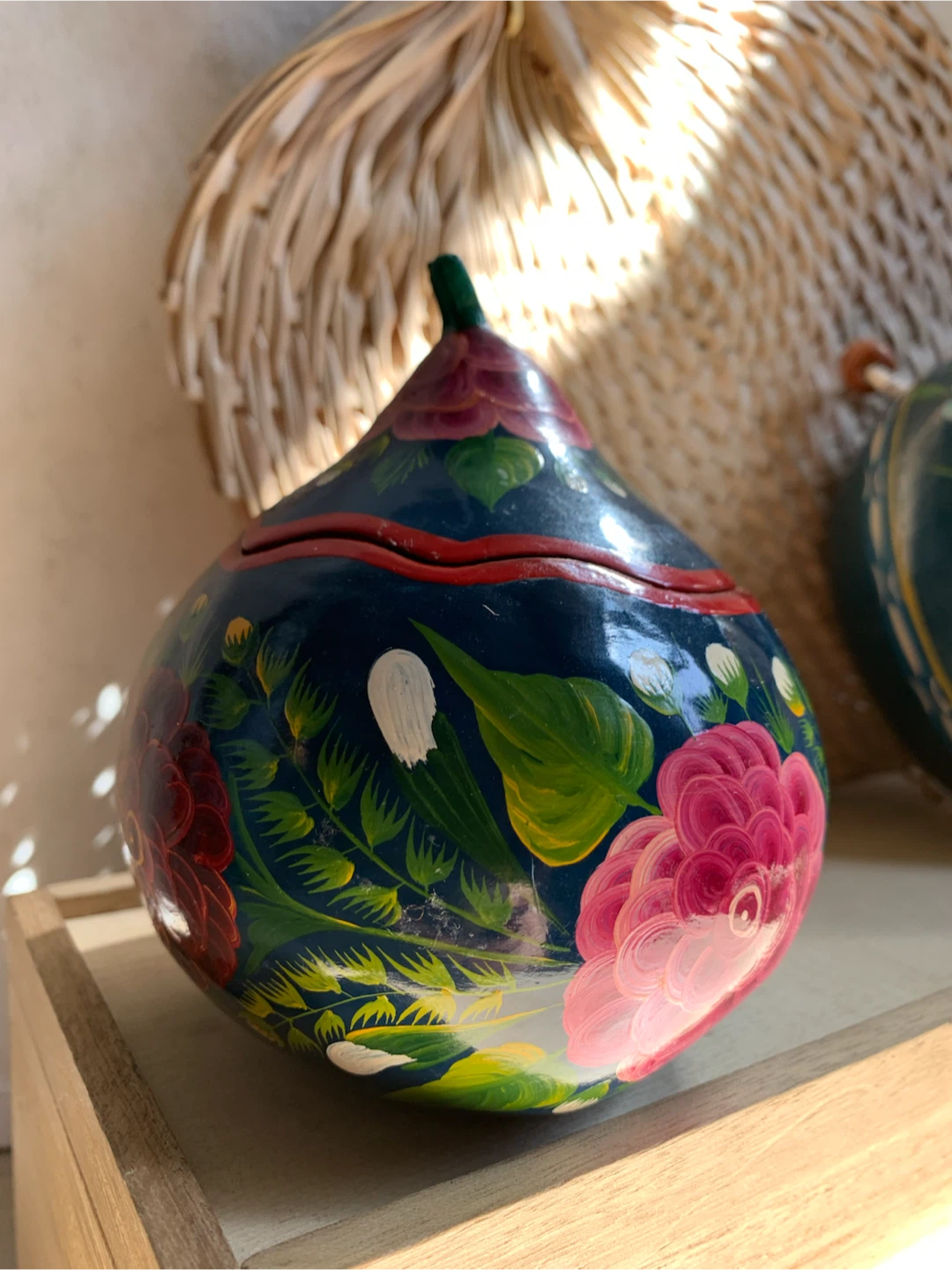 Lidded box & Planter Vintage Hand-painted - photo 2
