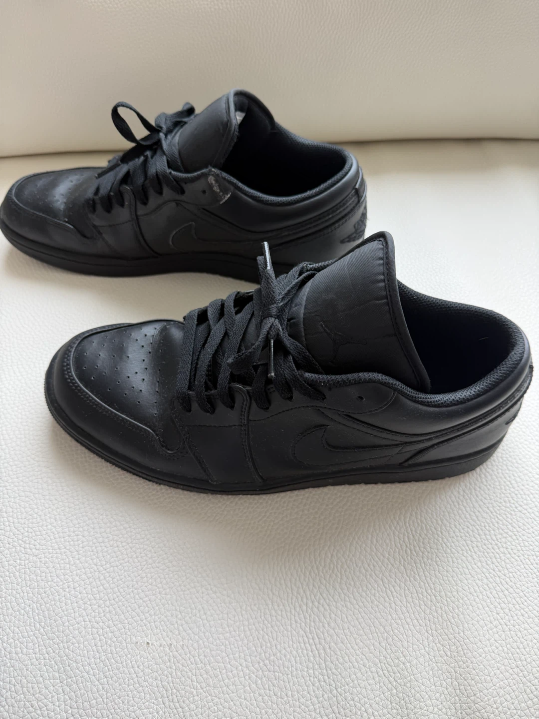 Nike Air Jordan 1 Low Triple Black - photo 2