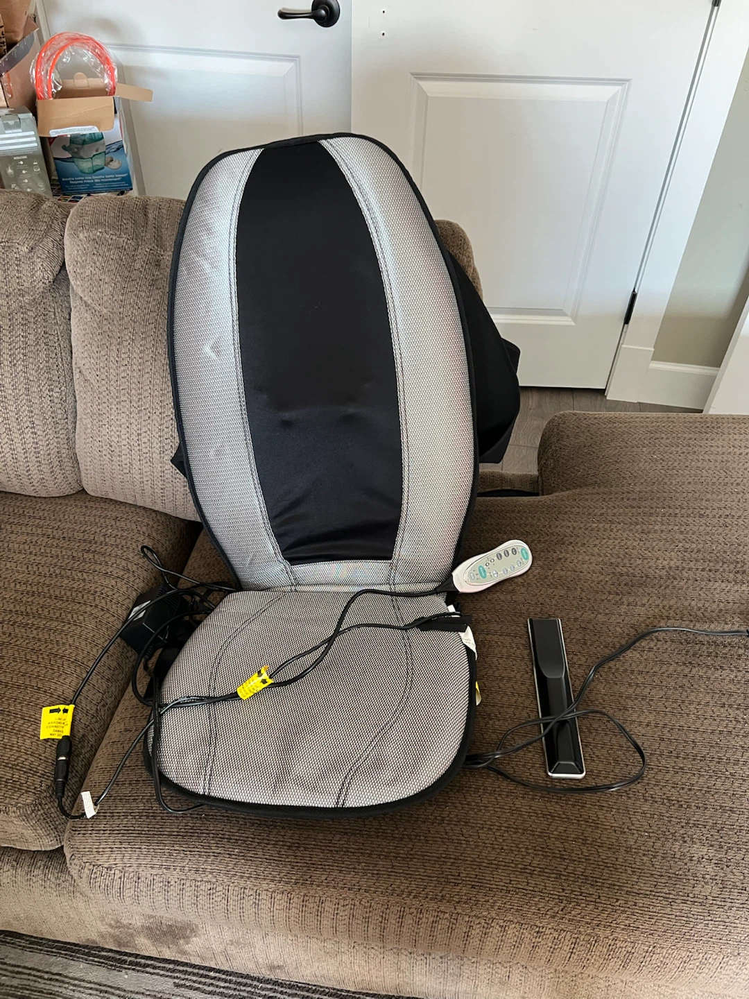HoMedics Rolling Massage Chair Cushion Seat Pad w/ Remote