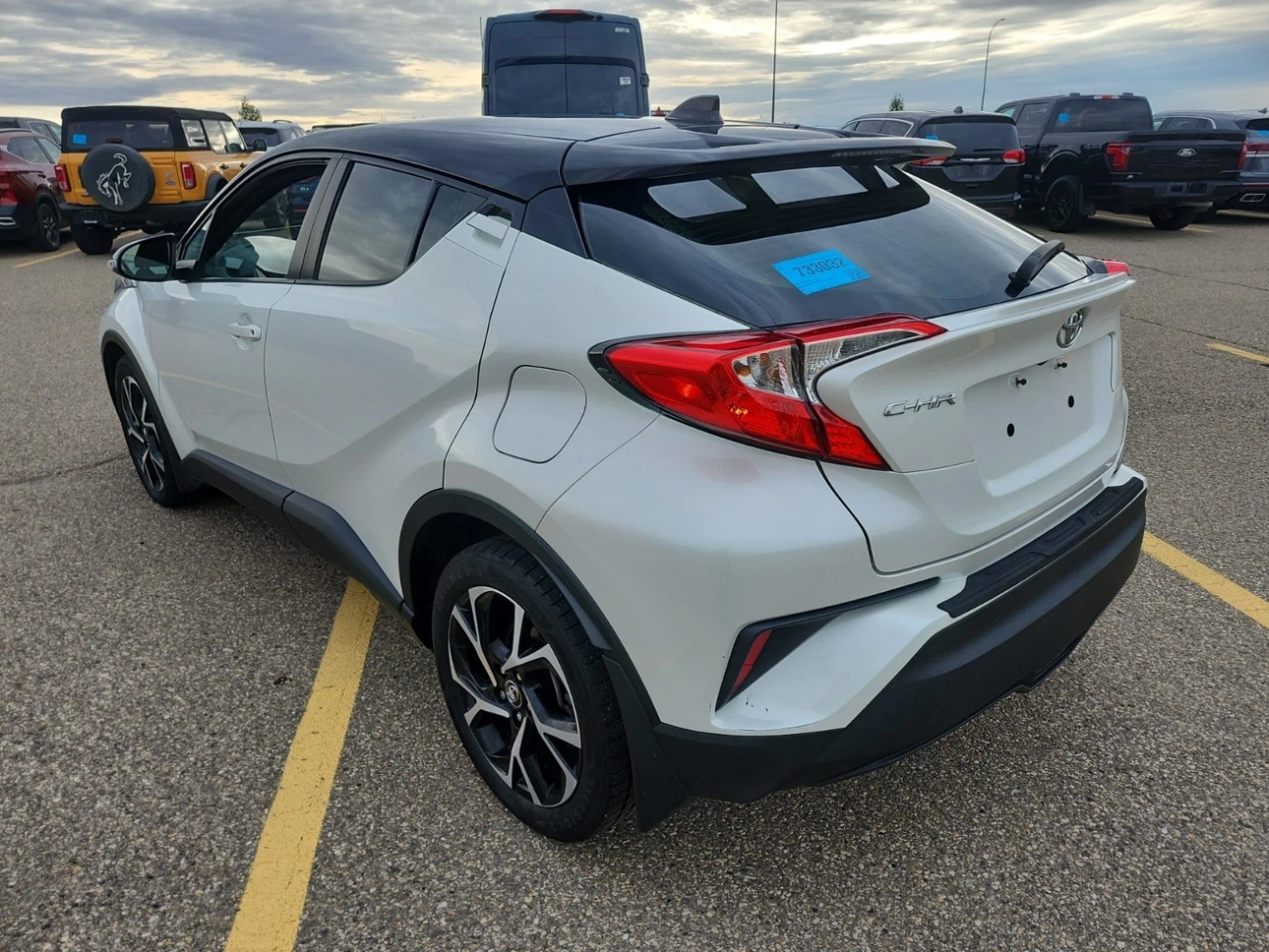 2019 TOYOTA C-HR - photo 4
