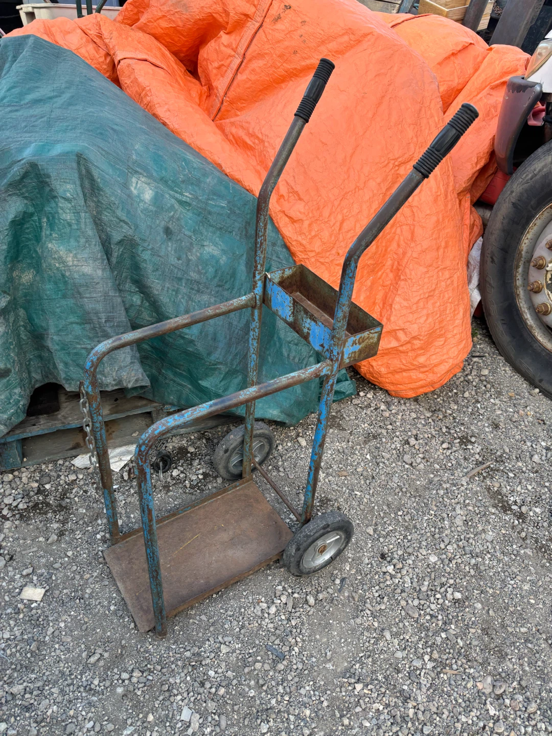 Welding carts and one actelene set