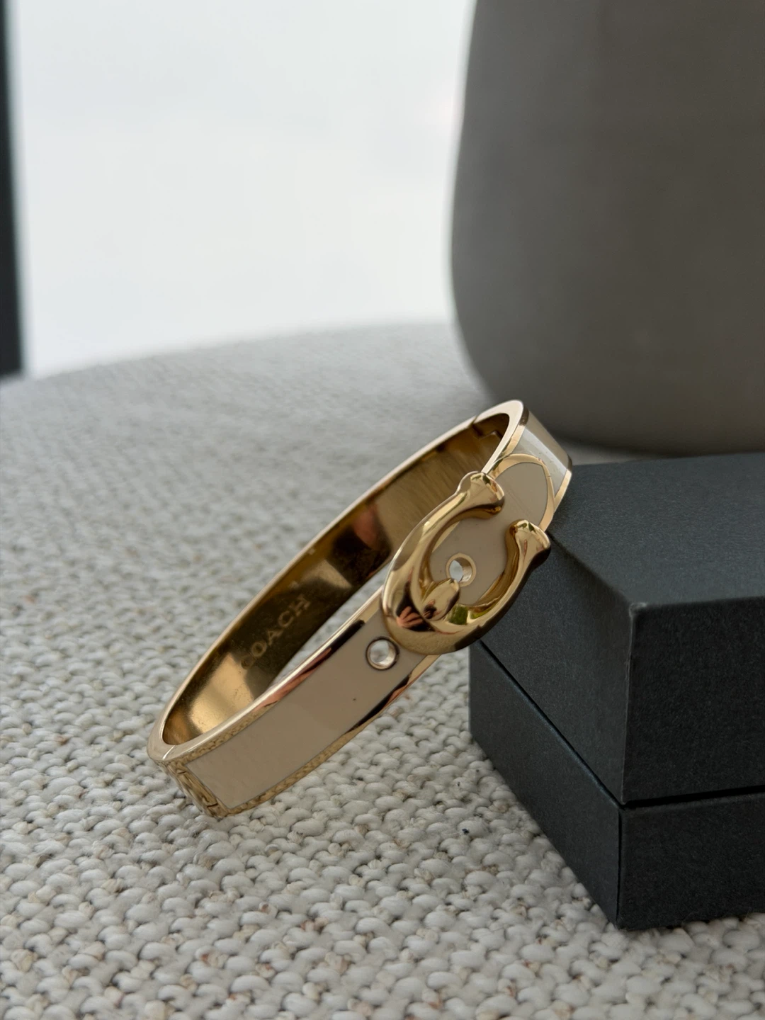 Coach gold-tone and enamel hinge bangle - photo 2