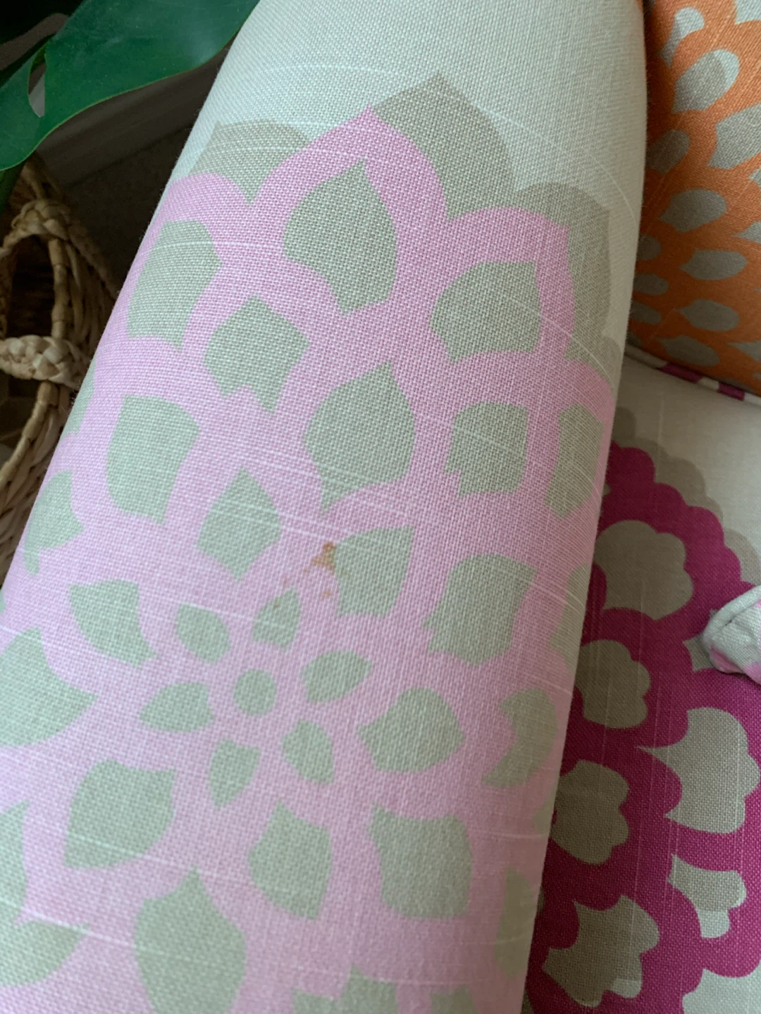 Floral pattern accent chair - photo 4