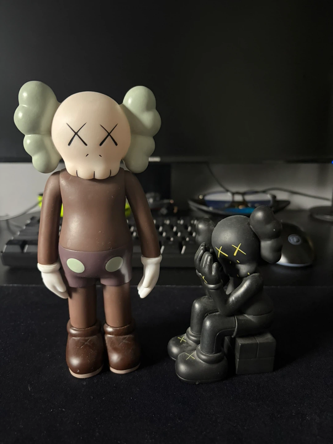 Kaws figures