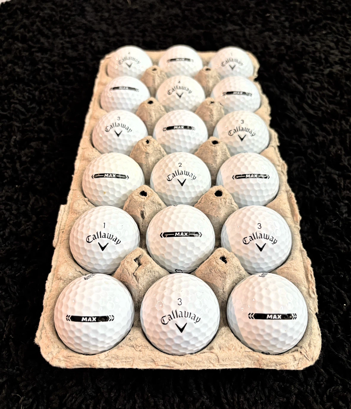 18 Callaway MAX Golf Balls