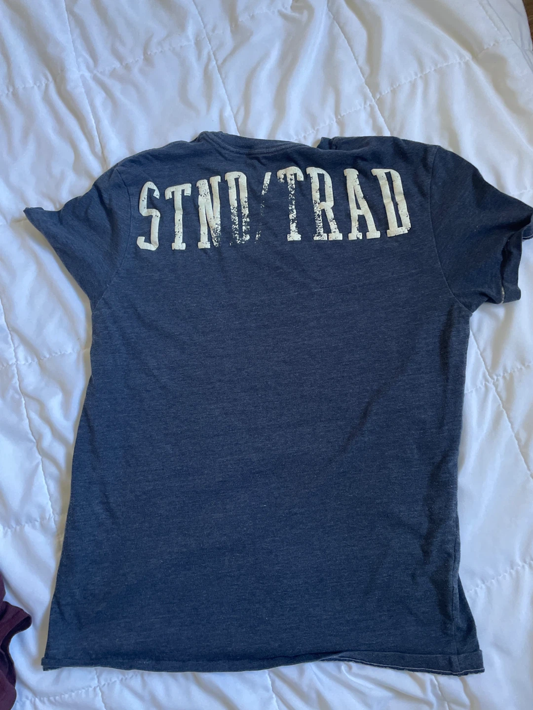 Hollister and American Eagle T-Shirt Bundle - photo 2