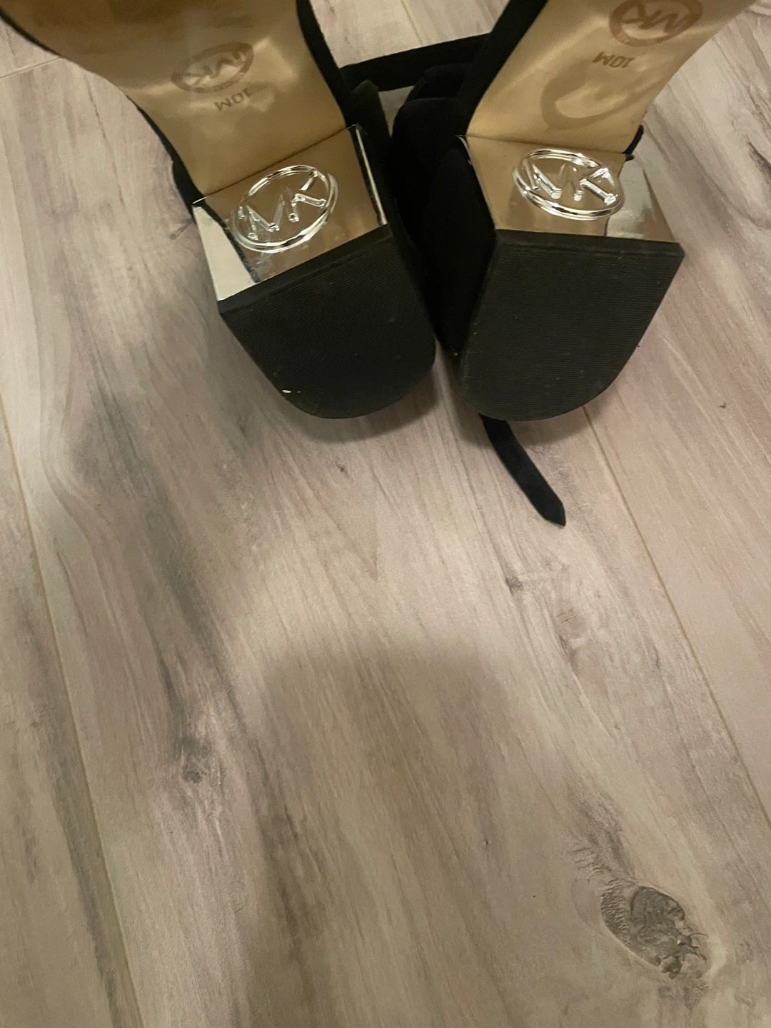 Michael Kors black suede heels size 10 - photo 3