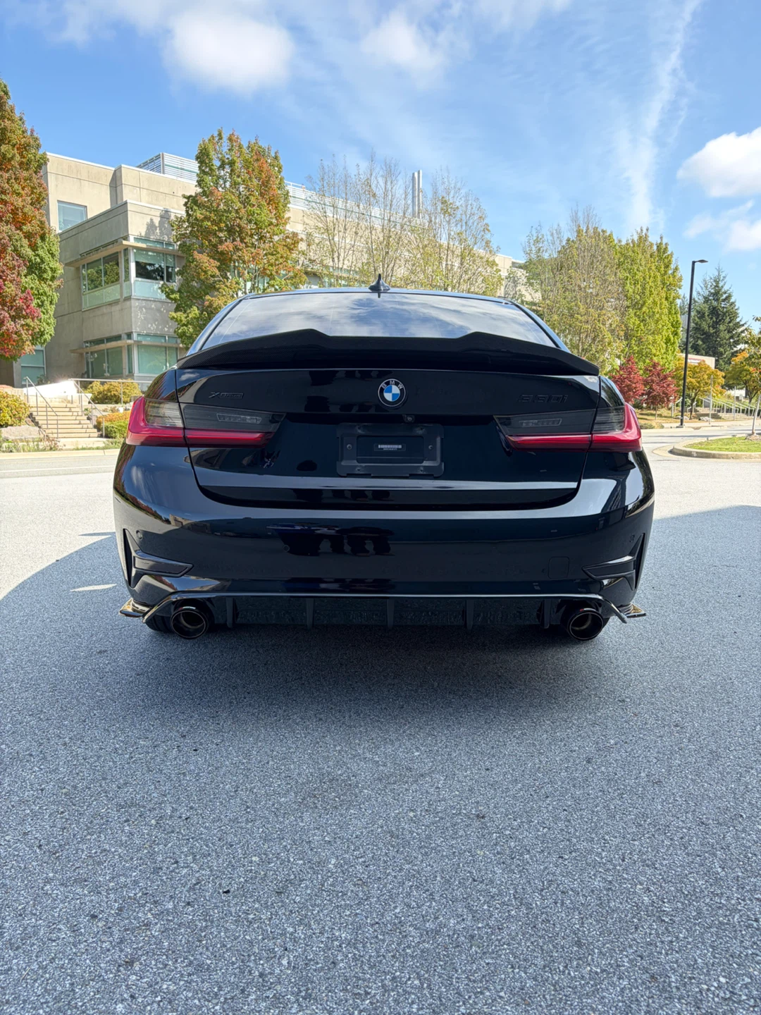 BMW 330i xDrive - photo 5