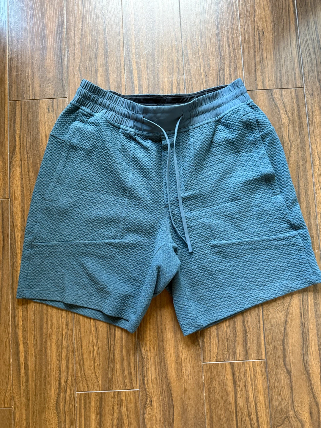 Lululemon Men's Textured Shorts Blue