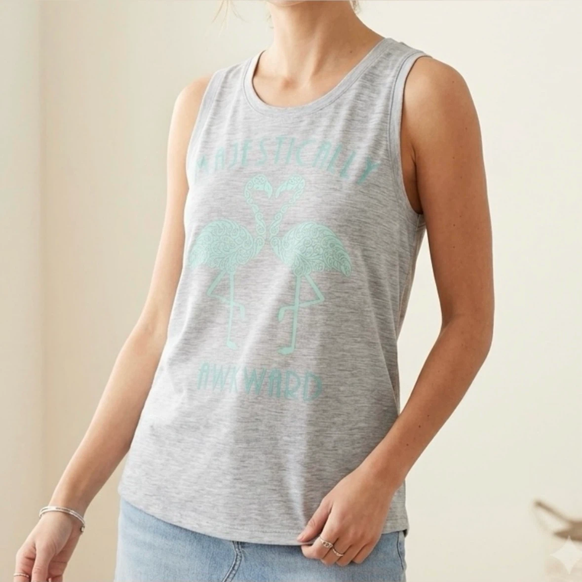Old Navy Active V Back Sleeveless Statement Tank Top Size M