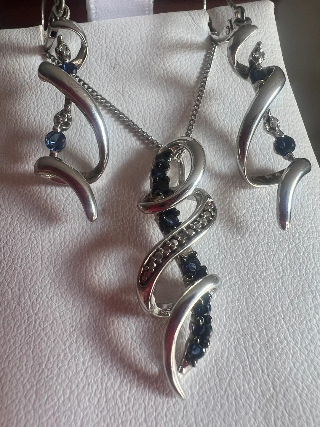 925 Silver and sapphires, diamonds Jewellery Set - photo 3