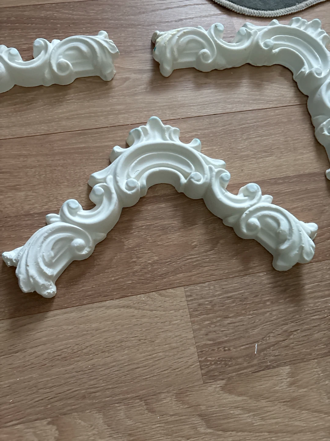 Decorative Baroque Style Molding Corners - photo 3