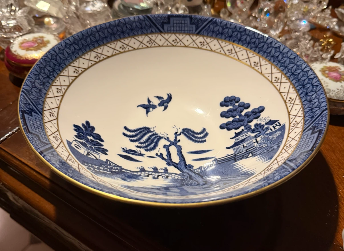 Royal Doulton Blue Willow Pattern Ceramic Bowl