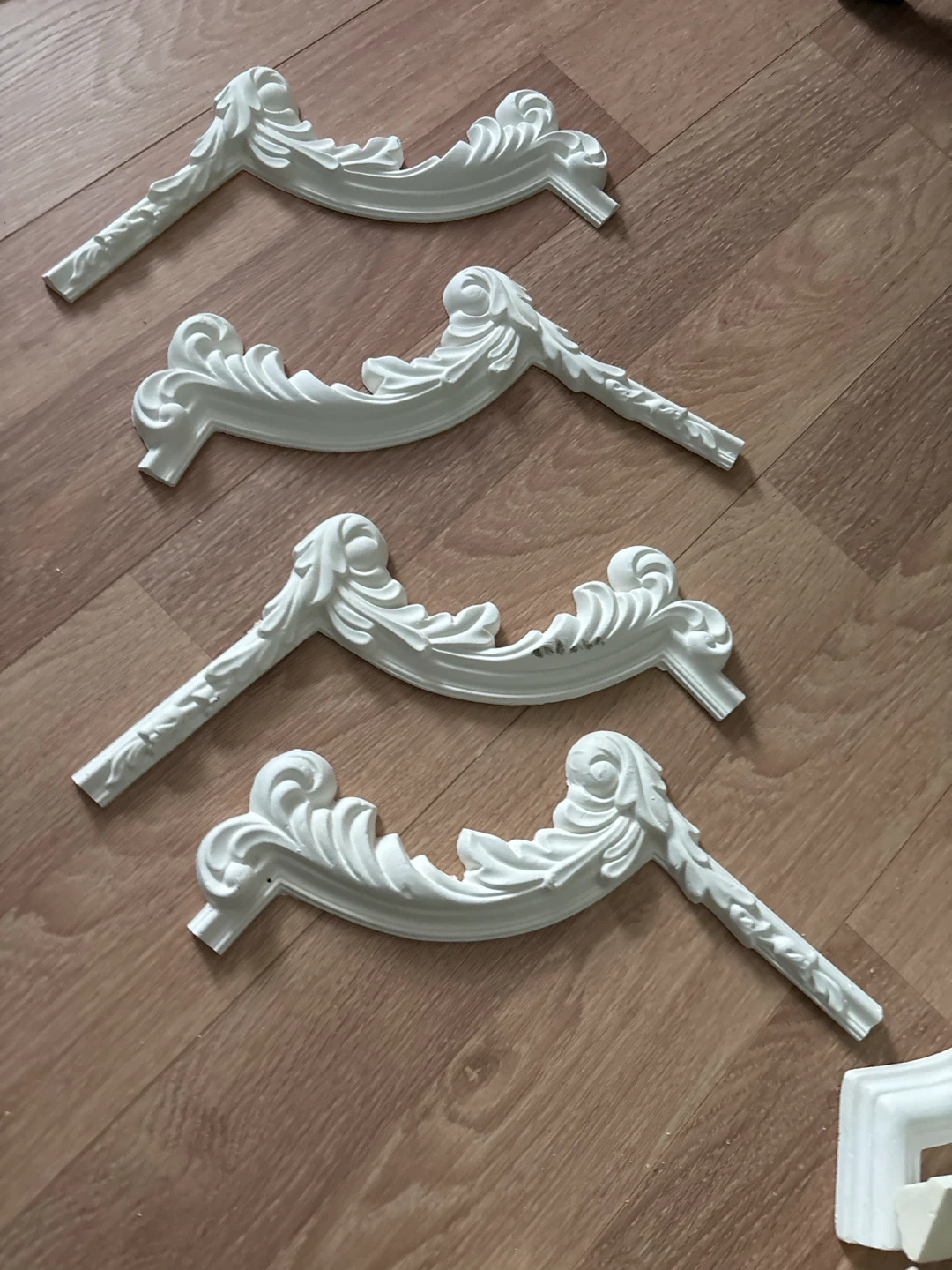 White Decorative Ornate Mirror Frame Pieces - photo 3