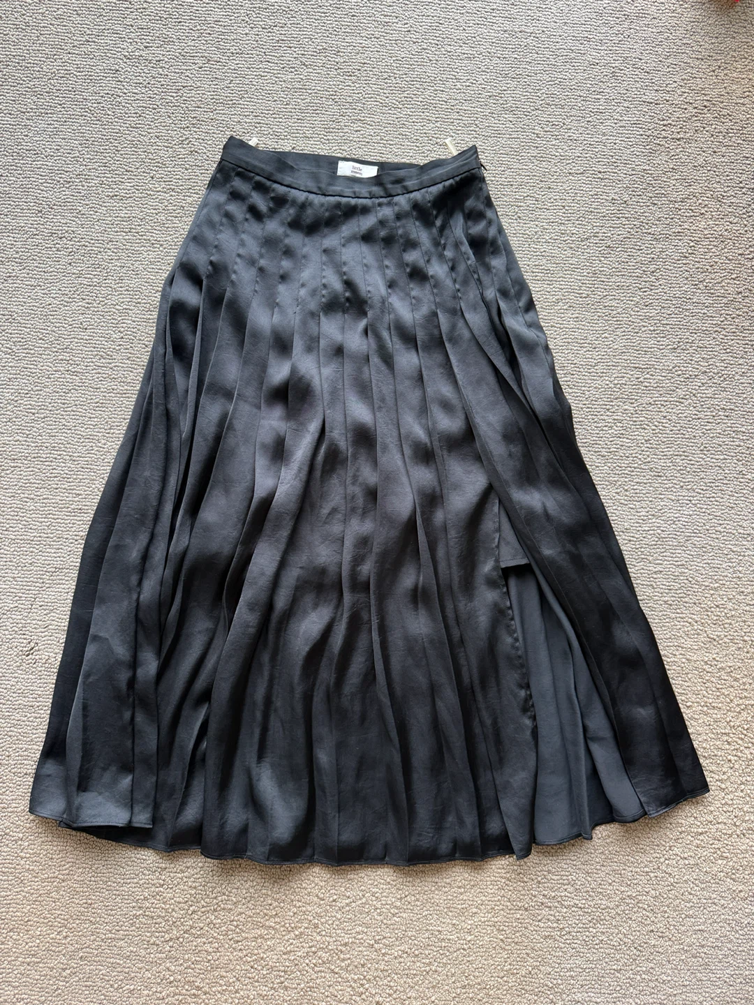 Wildfred - Black Pleated Skirt