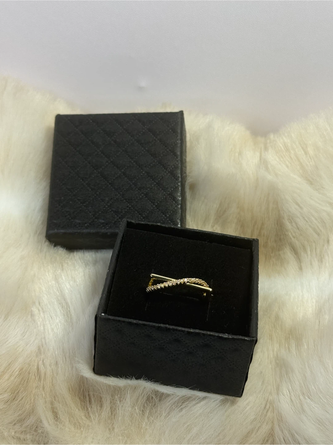Gold Tone Criss-Cross Ring - Size 5.5 - photo 2