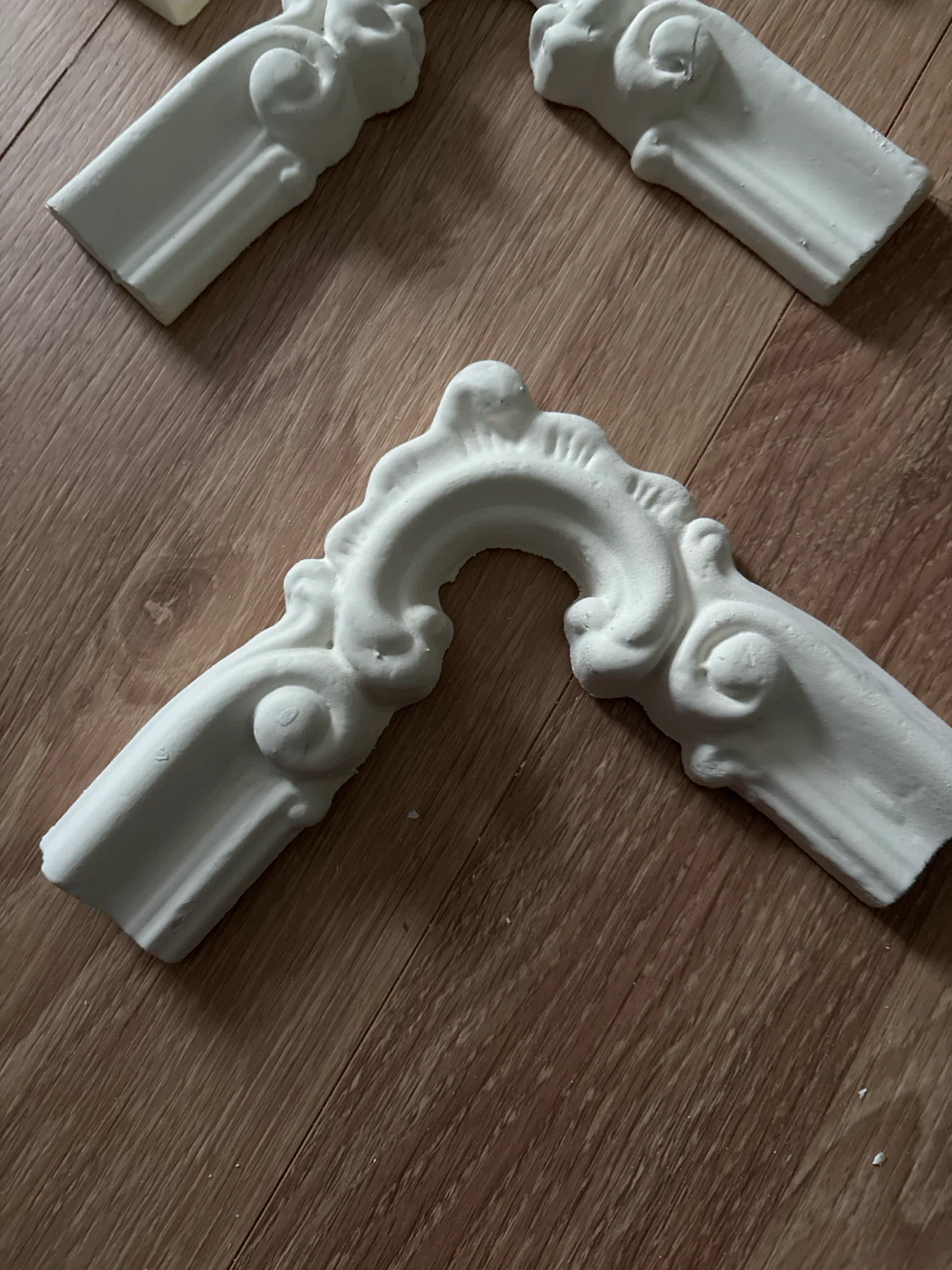 Set of 16 Decorative Corner Moldings - photo 2