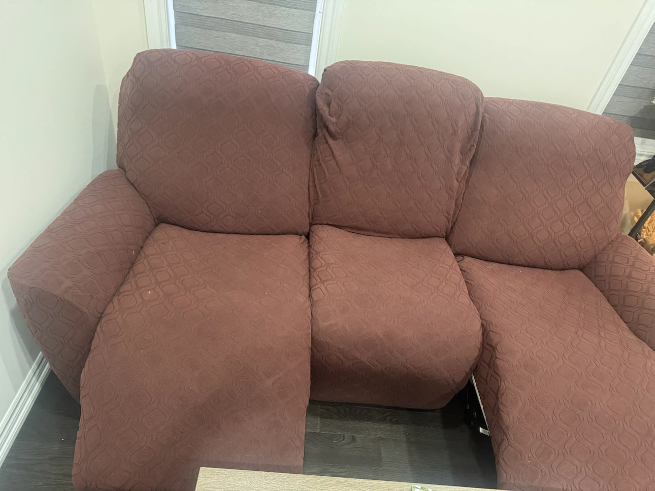 Recliner Three-Seater Sofa with cover