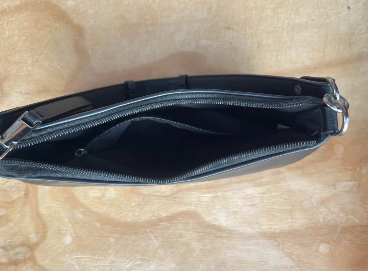 Black Shoulder Bag - photo 3