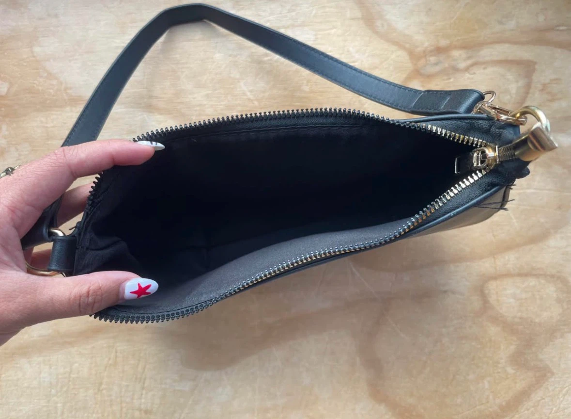 Black shoulder bag - photo 2