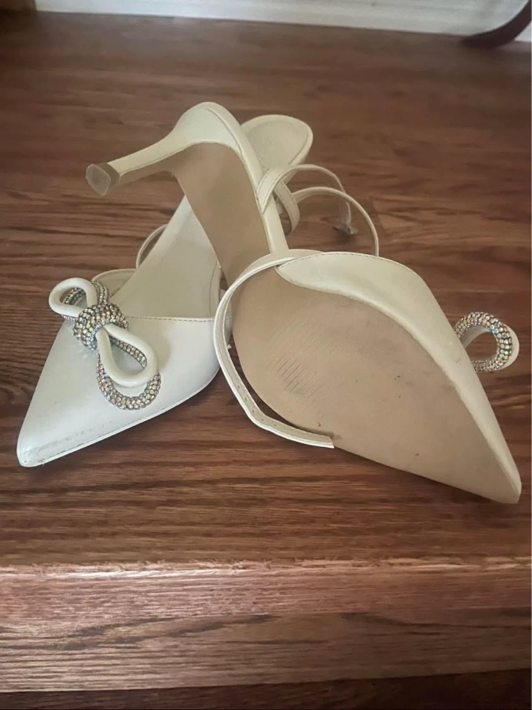 Call It Spring white heels with rhinestone bow - photo 2