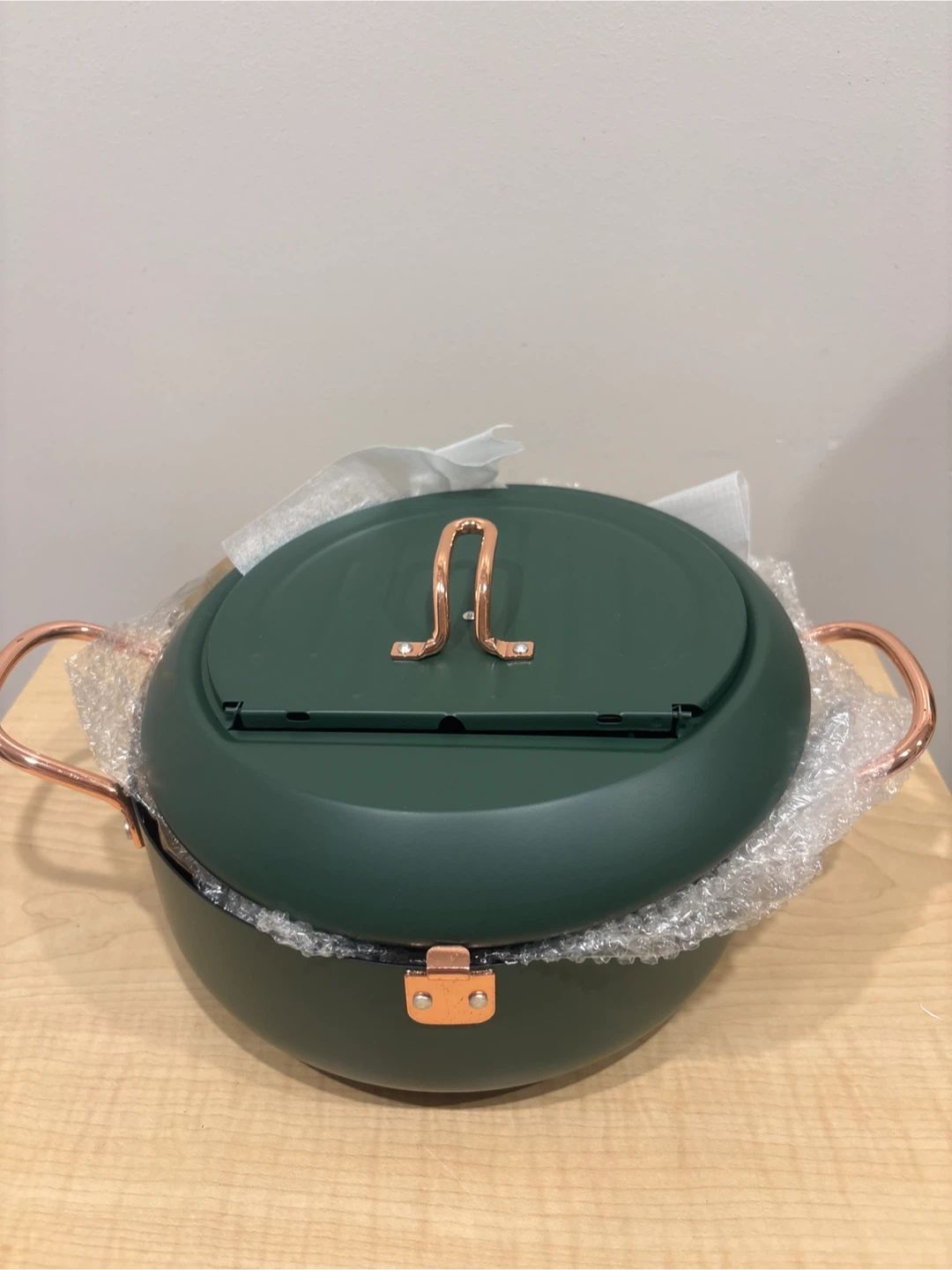 Green Deep Frying Pot with Thermometer