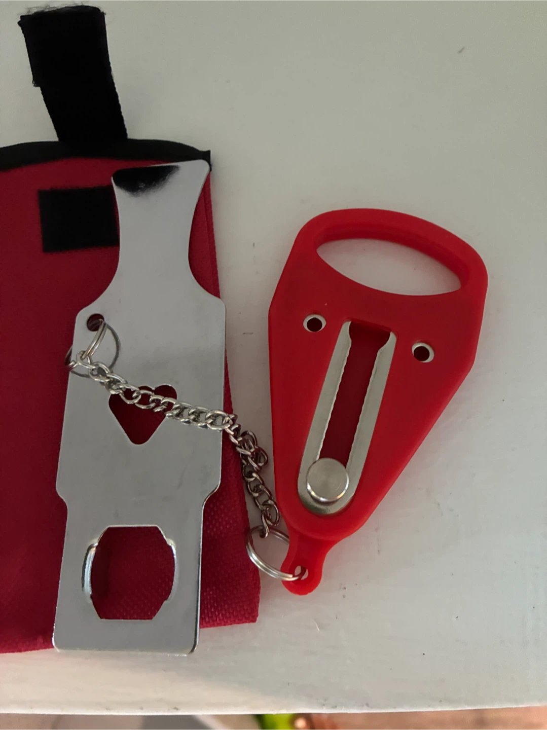 MOVING SALE Portable Door Lock - photo 3