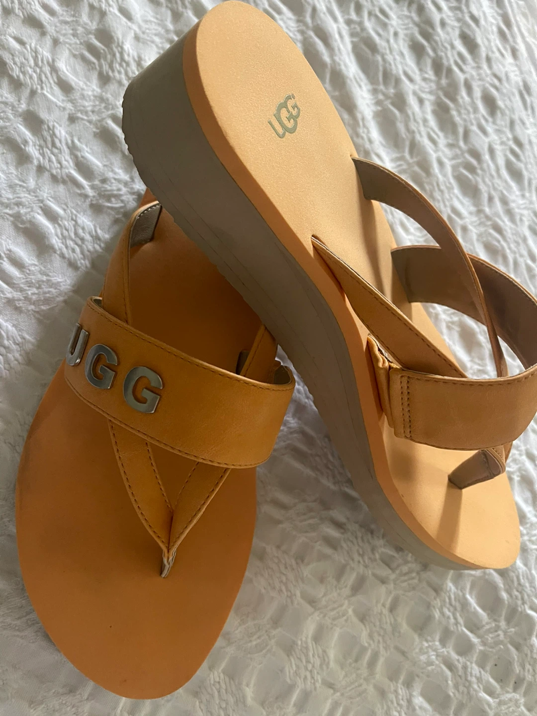 UGG platform sandals - photo 2