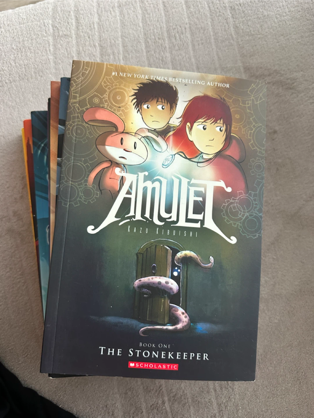 Amulet Graphic Novel Set 1-8 ( incomplete! ) - photo 2