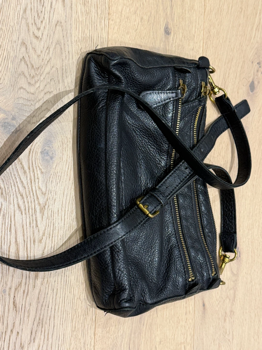 Liebeskind Berlin Leather Crossbody Bag - photo 5