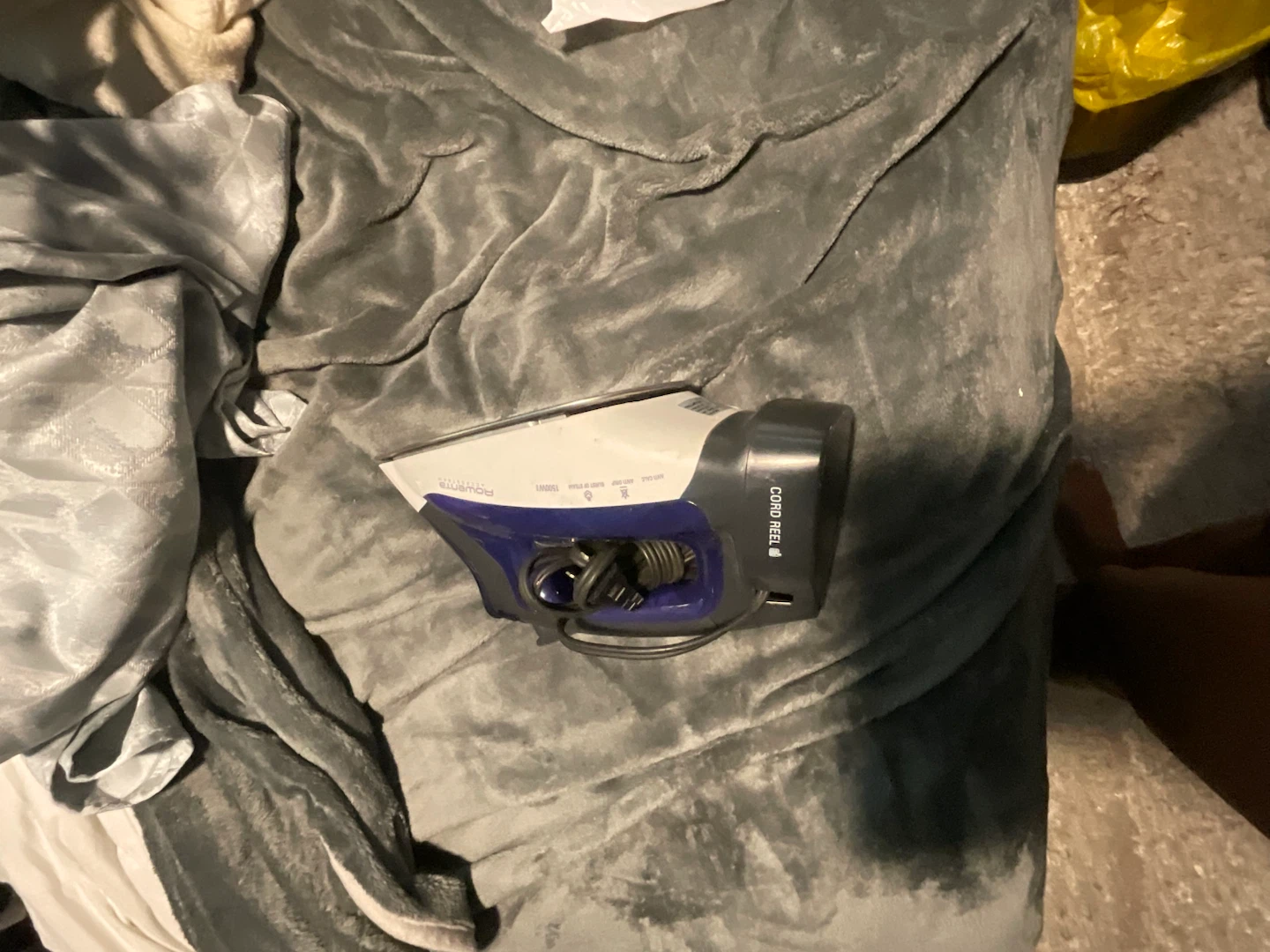 Rowenta Cord Reel Steam Iron