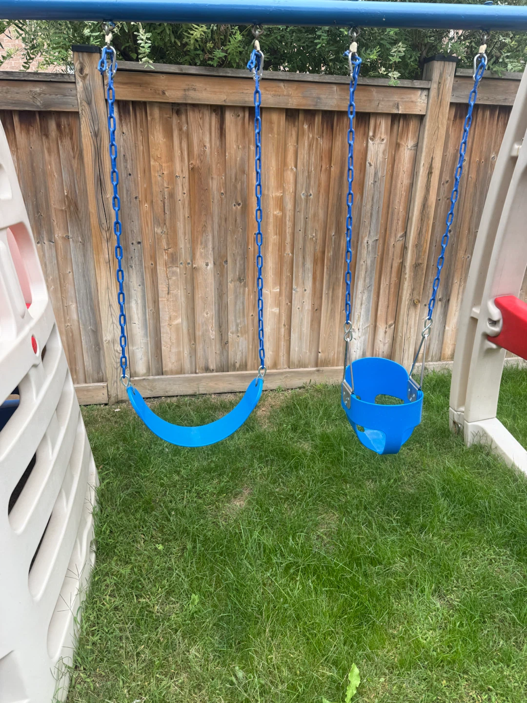 Step2 play structure - photo 2